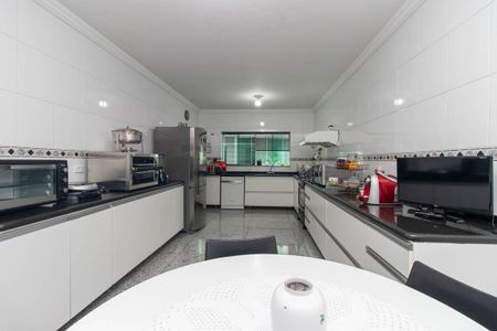 Casa para alugar com 500m², 6 quartos e 6 vagasCozinha 2