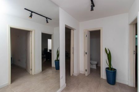 Casa para alugar com 500m², 6 quartos e 6 vagasHall