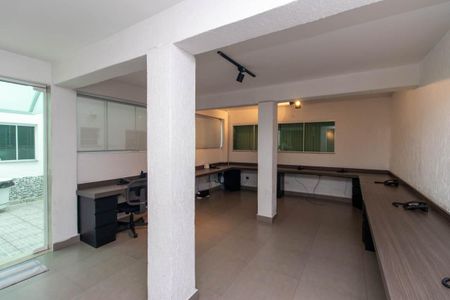 Casa para alugar com 500m², 6 quartos e 6 vagasSalão de Festa