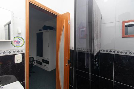 Casa para alugar com 500m², 6 quartos e 6 vagasBanheiro do Quarto 3