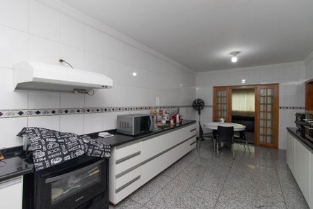 Casa para alugar com 500m², 6 quartos e 6 vagasCozinha 2