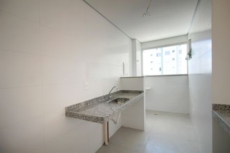 Apartamento para alugar com 62m², 2 quartos e 2 vagasCozinha