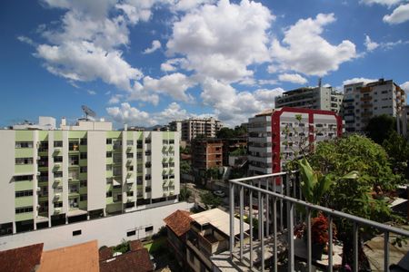Apartamento à venda com 130m², 2 quartos e 2 vagasVista