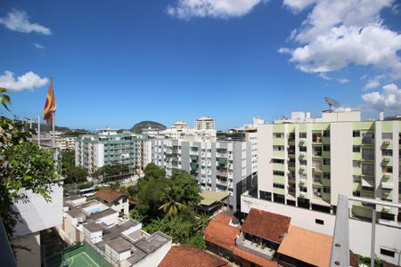 Apartamento à venda com 130m², 2 quartos e 2 vagasVista