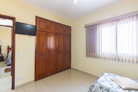 Apartamento à venda com 118m², 3 quartos e 2 vagas Apartamento à venda com 118m², 3 quartos e 2 vagasQuarto 1