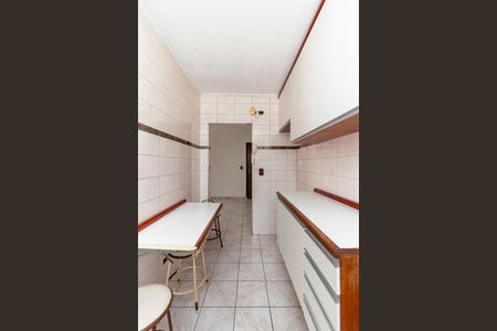 Apartamento à venda com 52m², 2 quartos e 1 vaga Apartamento à venda com 52m², 2 quartos e 1 vagaCozinha