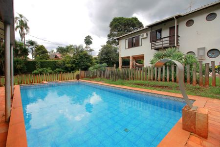 Casa à venda com 4500m², 5 quartos e 4 vagasPiscina
