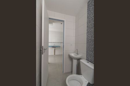 Apartamento à venda com 35m², 2 quartos e sem vaga Apartamento à venda com 35m², 2 quartos e sem vagaBanheiro