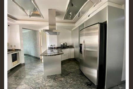 Apartamento à venda com 293m², 4 quartos e 5 vagas Apartamento à venda com 293m², 4 quartos e 5 vagasFoto 24