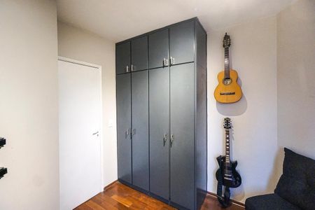 Apartamento à venda com 75m², 3 quartos e 1 vaga Apartamento à venda com 75m², 3 quartos e 1 vagaQuarto 02