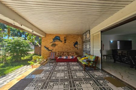 Casa para alugar com 500m², 4 quartos e 5 vagasVaranda