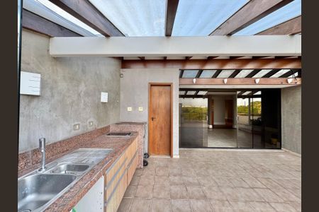 Apartamento para alugar com 270m², 3 quartos e 3 vagasVaranda / Terraço