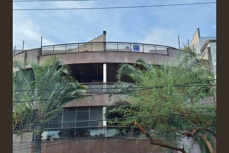 Apartamento para alugar com 270m², 3 quartos e 3 vagasPlaquinha Quinto Andar