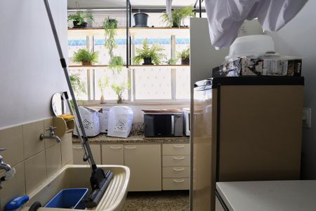 Apartamento à venda com 230m², 5 quartos e 2 vagasÁrea de Serviço