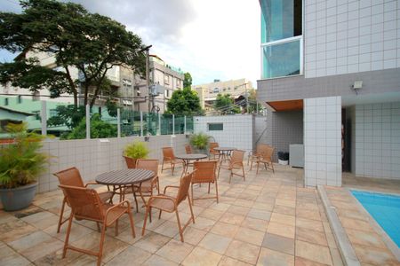 Apartamento à venda com 125m², 3 quartos e 3 vagasÁrea comum - Piscina