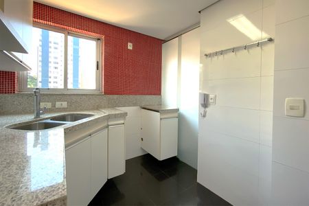 Apartamento para alugar com 106m², 3 quartos e 2 vagasCozinha