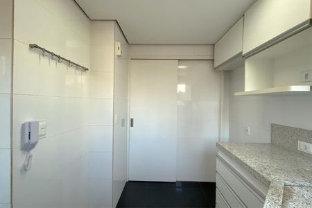 Apartamento para alugar com 106m², 3 quartos e 2 vagasCozinha