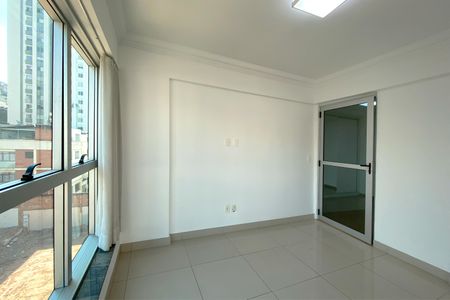 Apartamento para alugar com 106m², 3 quartos e 2 vagasVaranda da Suite
