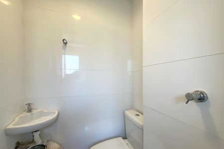 Apartamento para alugar com 106m², 3 quartos e 2 vagasBanheiro da área de serviço