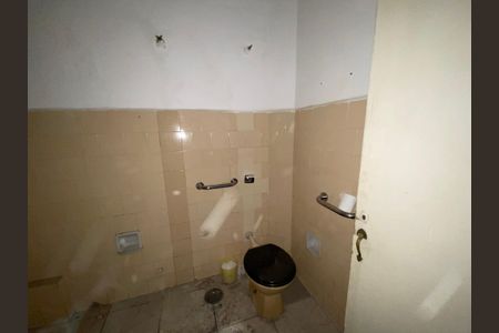 Apartamento para alugar com 125m², 3 quartos e sem vaga Apartamento para alugar com 125m², 3 quartos e sem vagaBanheiro