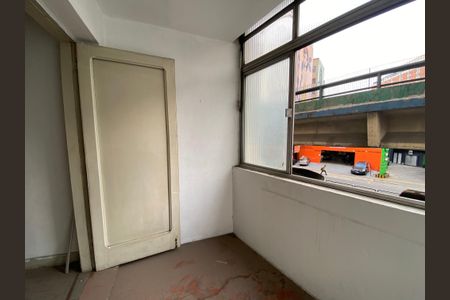 Apartamento para alugar com 125m², 3 quartos e sem vaga Apartamento para alugar com 125m², 3 quartos e sem vagaVaranda