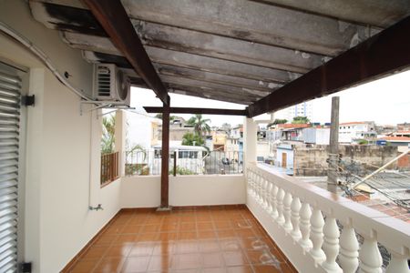 Casa à venda com 146m², 3 quartos e 2 vagasQuarto 1 - Varanda