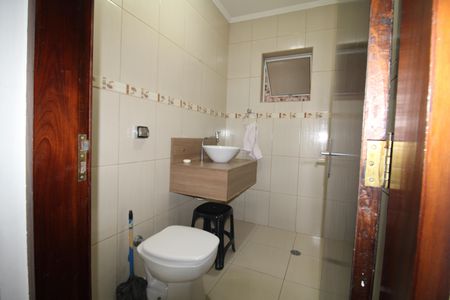 Casa à venda com 146m², 3 quartos e 2 vagasBanheiro 1