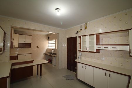 Casa à venda com 146m², 3 quartos e 2 vagasCozinha