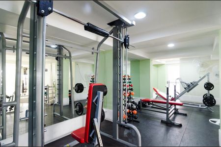 Apartamento à venda com 153m², 4 quartos e 2 vagas Apartamento à venda com 153m², 4 quartos e 2 vagasÁrea comum - Academia