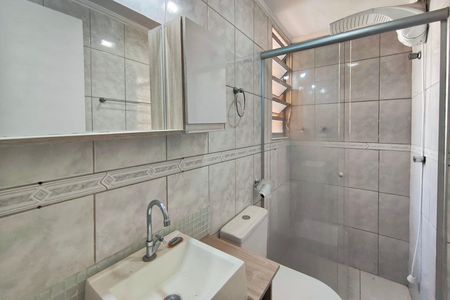 Apartamento à venda com 64m², 2 quartos e 1 vaga Apartamento à venda com 64m², 2 quartos e 1 vagaBanheiro