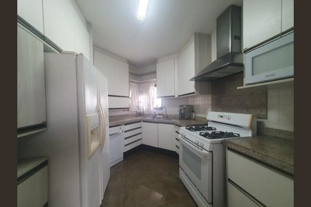 Apartamento à venda com 285m², 4 quartos e 4 vagas Apartamento à venda com 285m², 4 quartos e 4 vagasFoto 01