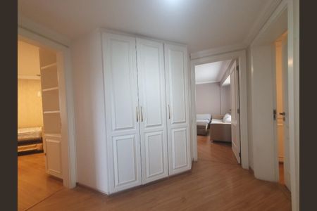 Apartamento à venda com 285m², 4 quartos e 4 vagas Apartamento à venda com 285m², 4 quartos e 4 vagasFoto 01