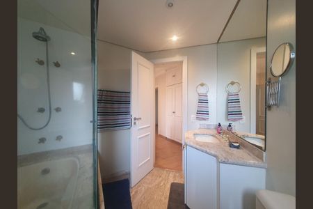 Apartamento à venda com 285m², 4 quartos e 4 vagas Apartamento à venda com 285m², 4 quartos e 4 vagasFoto 01