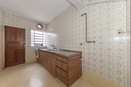 Casa à venda com 136m², 3 quartos e sem vaga Casa à venda com 136m², 3 quartos e sem vagaCozinha
