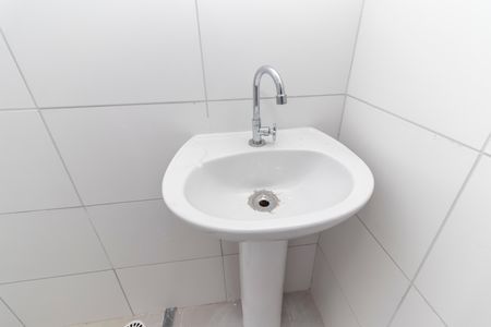 Apartamento para alugar com 35m², 2 quartos e sem vaga Apartamento para alugar com 35m², 2 quartos e sem vagaBanheiro