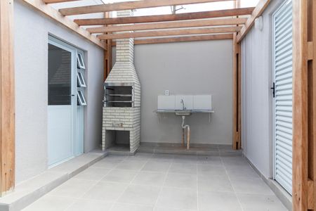 Apartamento para alugar com 35m², 2 quartos e sem vaga Apartamento para alugar com 35m², 2 quartos e sem vagaÁrea comum - Churrasqueira