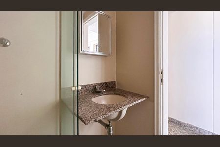 Apartamento à venda com 310m², 4 quartos e 4 vagas Apartamento à venda com 310m², 4 quartos e 4 vagasBanheiro de Serviço