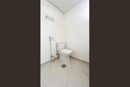Apartamento à venda com 310m², 4 quartos e 4 vagas Apartamento à venda com 310m², 4 quartos e 4 vagasBanheiro Suíte 4