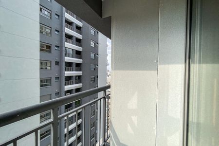 Studio à venda com 21m², 1 quarto e sem vaga Studio à venda com 21m², 1 quarto e sem vagaVaranda