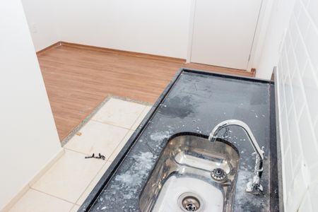 Apartamento à venda com 44m², 2 quartos e 1 vaga Apartamento à venda com 44m², 2 quartos e 1 vagaCozinha e Área de Serviço