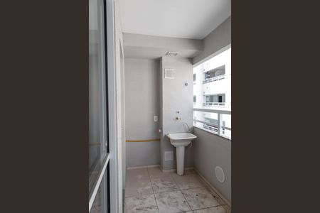 Apartamento à venda com 44m², 2 quartos e 1 vaga Apartamento à venda com 44m², 2 quartos e 1 vagaCozinha e Área de Serviço