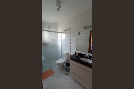 Casa à venda com 302m², 4 quartos e 7 vagas Casa à venda com 302m², 4 quartos e 7 vagasBanheiro 1