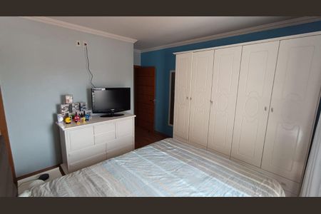 Casa à venda com 302m², 4 quartos e 7 vagas Casa à venda com 302m², 4 quartos e 7 vagasQuarto 3