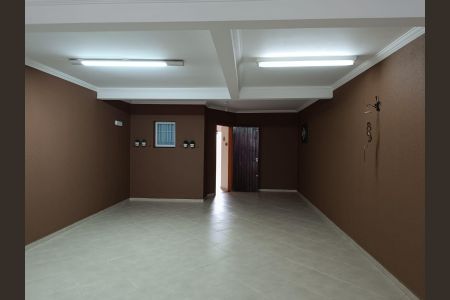 Casa à venda com 302m², 4 quartos e 7 vagas Casa à venda com 302m², 4 quartos e 7 vagasGaragem