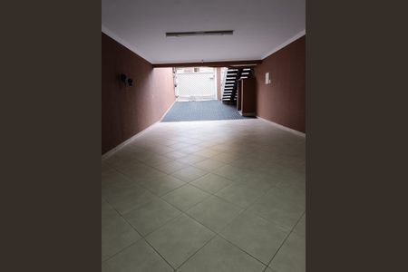 Casa à venda com 302m², 4 quartos e 7 vagas Casa à venda com 302m², 4 quartos e 7 vagasGaragem
