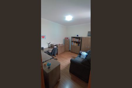 Casa à venda com 302m², 4 quartos e 7 vagas Casa à venda com 302m², 4 quartos e 7 vagasQuarto 4