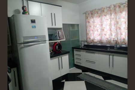 Casa à venda com 302m², 4 quartos e 7 vagas Casa à venda com 302m², 4 quartos e 7 vagasCozinha