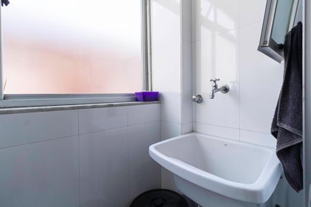 Apartamento à venda com 90m², 2 quartos e 1 vaga Apartamento à venda com 90m², 2 quartos e 1 vagaÁrea de serviço