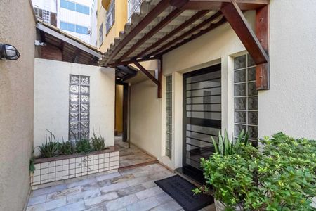 Apartamento à venda com 90m², 2 quartos e 1 vaga Apartamento à venda com 90m², 2 quartos e 1 vagaEntrada