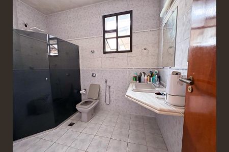 Casa à venda com 541m², 2 quartos e 4 vagasBanheiro